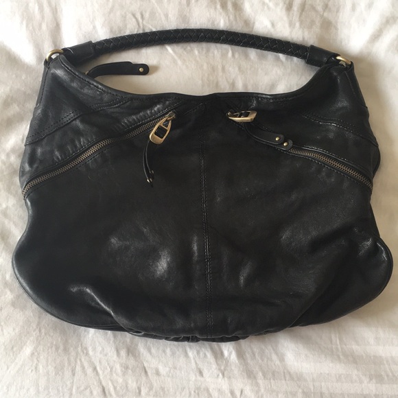 Banana Republic Handbags - Banana Republic Leather Murano Hobo Handbag